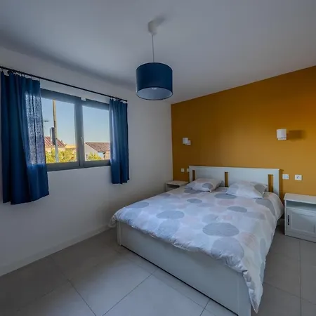 Villa - Piscine Wifi Parking *